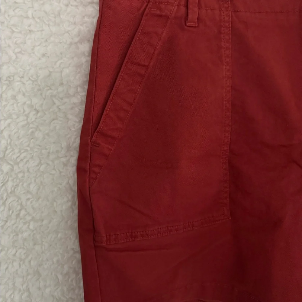 NWT Two Banana Republic Black and Red Cargo Shorts - Picture 6 of 6